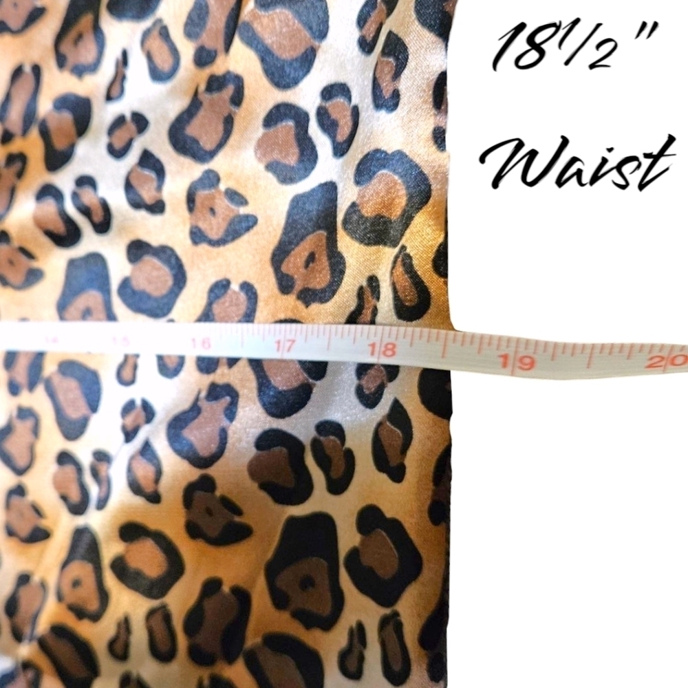 Wmns Satin Leopard Print Pajama Set Sz S Cheetah Shorts & Long Sleeve Button Up - Picture 12 of 13